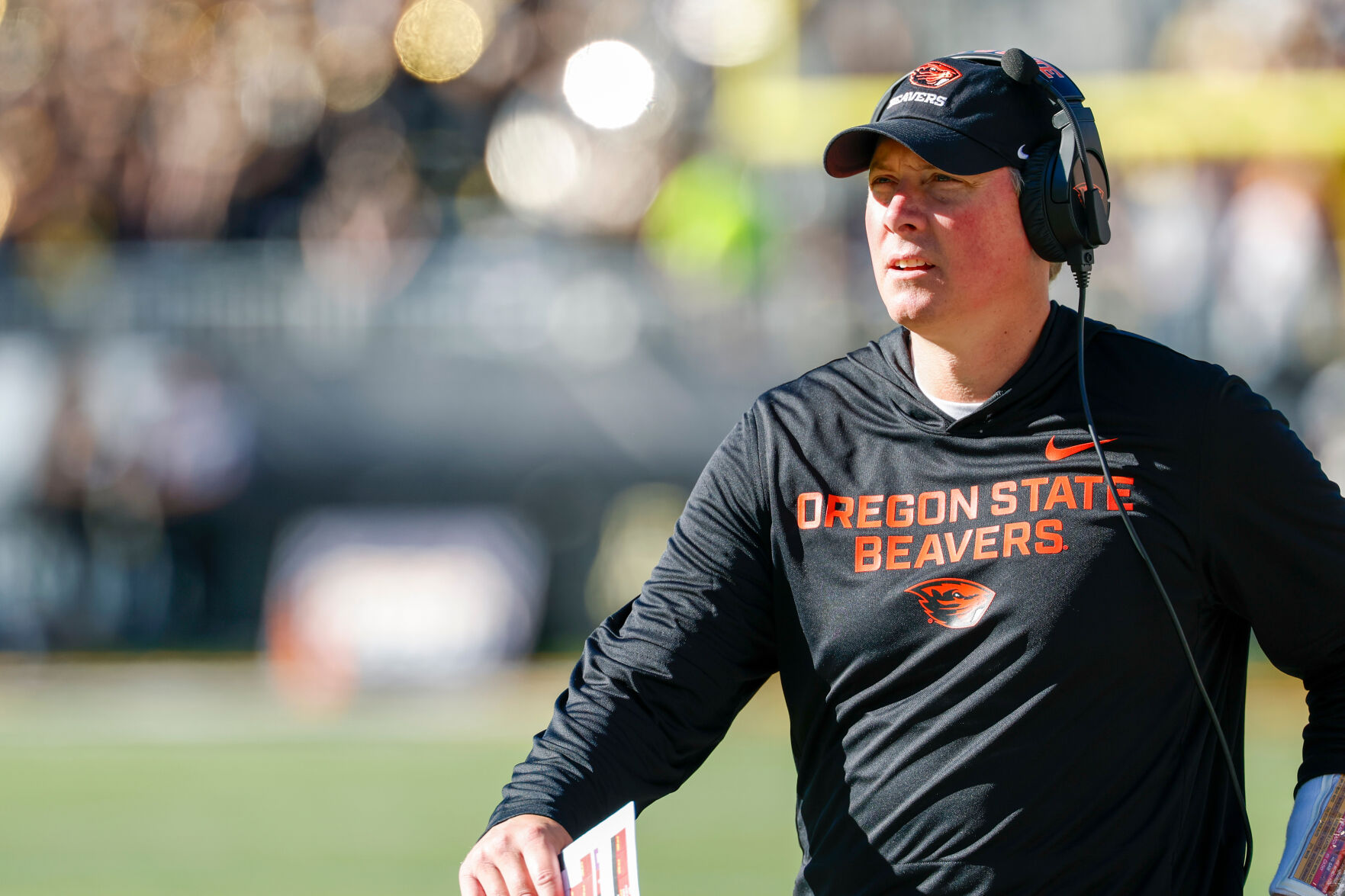 Oregon State fires Trent Bray with Beavers off to 0-7 start